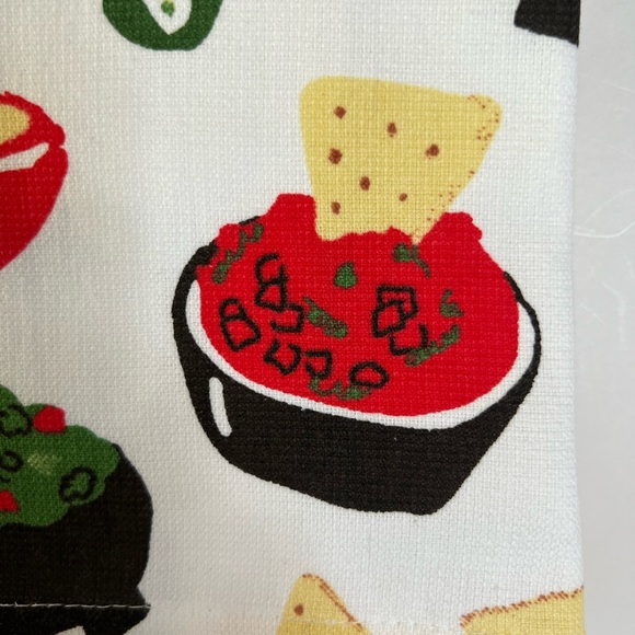 Set of 2 Mexican Appetizers Kitchen Towels Queso Salsa Guacamole Nacho Chips - Picture 2 of 8